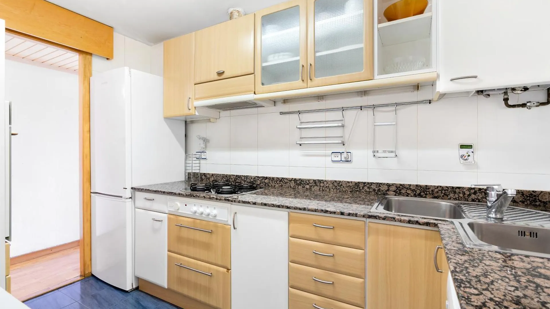Stylish 4Br City View Apt Near Sagrada Familia 巴塞罗那 公寓